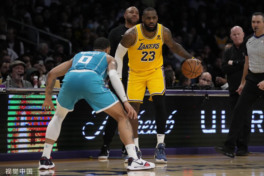 整体战术的 整体战术的